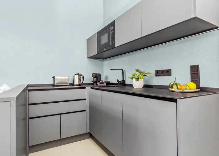 Apartmanhotel Nena East 3*