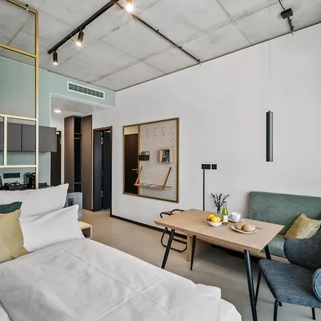 Appart hôtel Nena East 3*