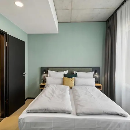 Nena East Aparthotel